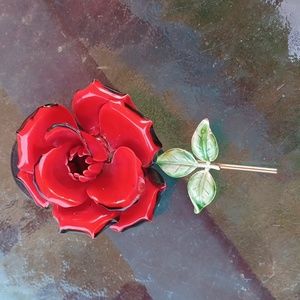 Vintage costume jewelry Red Rose 🌹